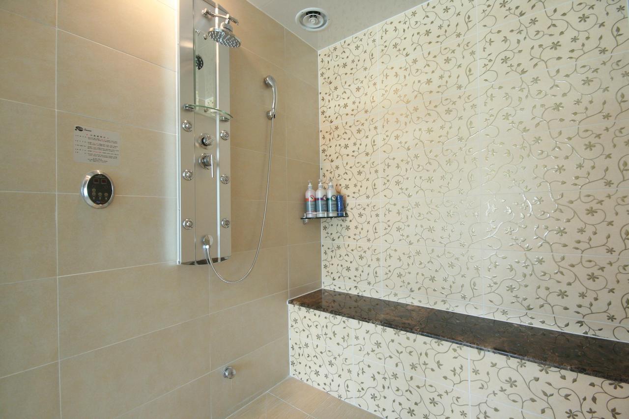 Cheonan Best B Hotel Room photo